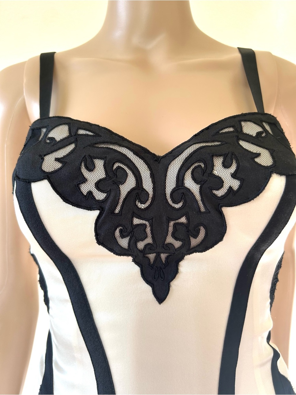 bebe Cream Strapless Satin Top with Black Brand Tag - Picture 5 of 10